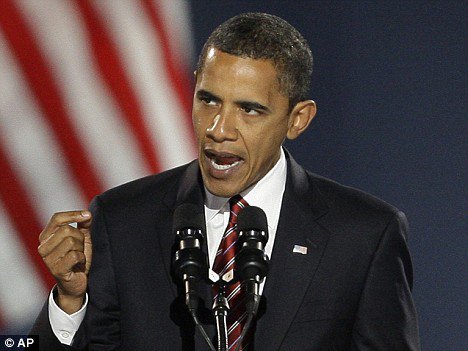 linchpin07's tweet photo. #RewindBackTo the time Obama stood among the whites, having fulfilled Martin Luther King's dream of black ruling, n said "Yes We Can" https://t.co/cpD7koUOGw