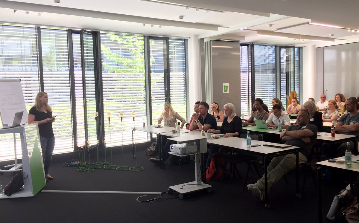 wratbw's tweet photo. "#Website ist Pflicht, #mobile ebenfalls". Junger-#wrat beim #online-#marketing-#workshop von @GoogleDE #zukunftswerkstatt https://t.co/pyW0jR1kT6