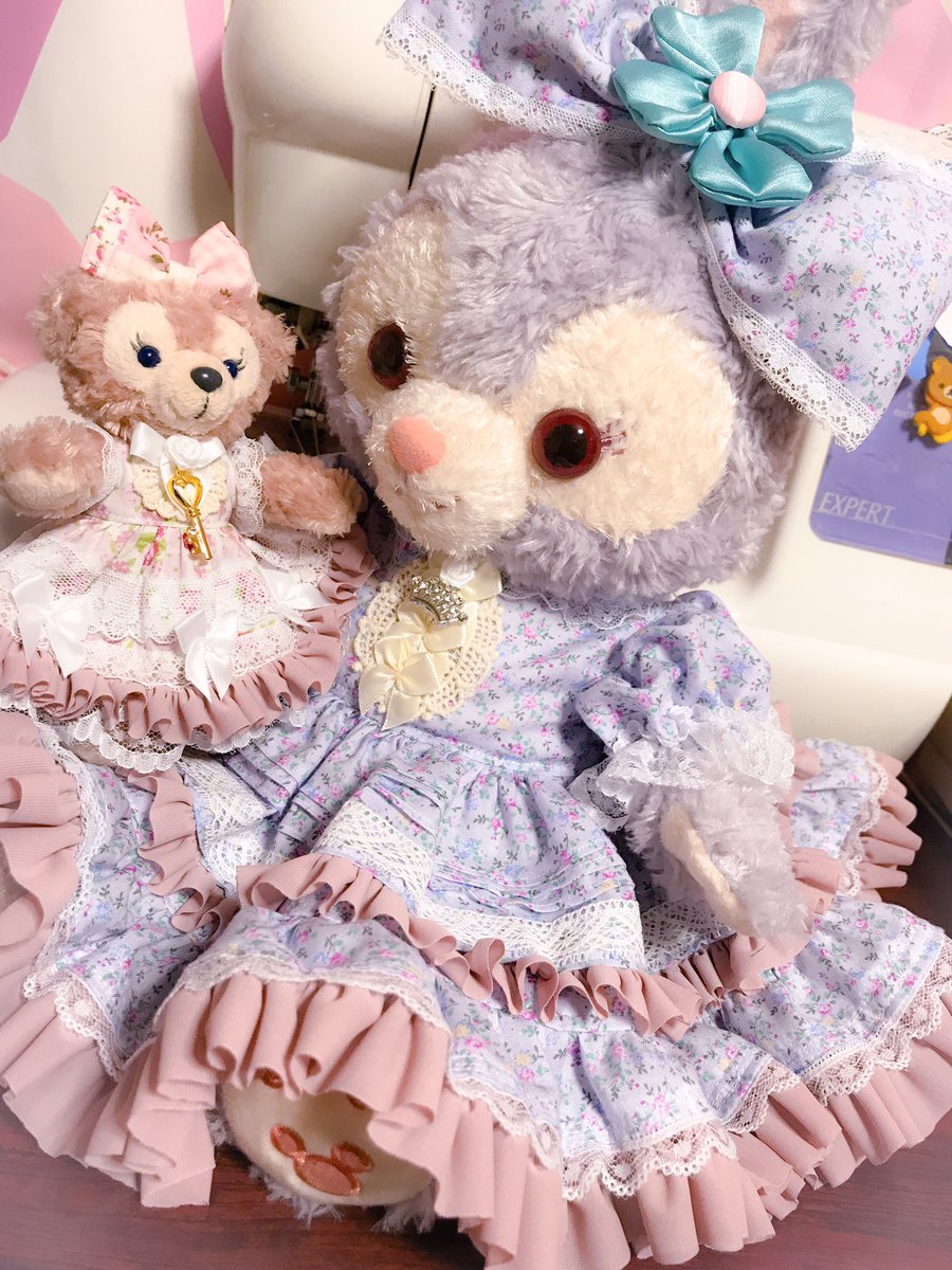 恋鞠堂 I Doll Web Eか5 Pa Twitter 娘からのご依頼 ステラルーちゃんのドレス W 朝起きて喜んでくれるかな ᴗ ᴗ 上半身の身頃部分は Cotoro Net さんの型紙を使わせていただきました ありがとうございます