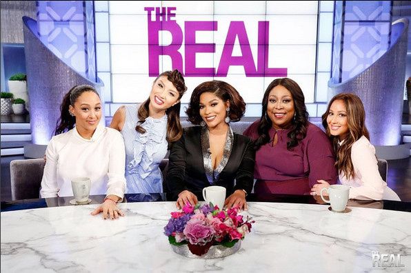 Blavity's tweet image. Why @MsJoseline needs to be a permanent addition to @TheRealDaytime bit.ly/2qB6reV