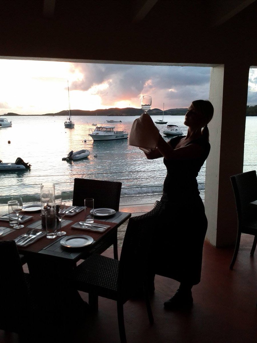 STRG_EVENTS's tweet photo. Whether you're planning a private or a #corporate event, we can cater to your needs! #DestinationWedding #events https://t.co/RgC85HGOnl