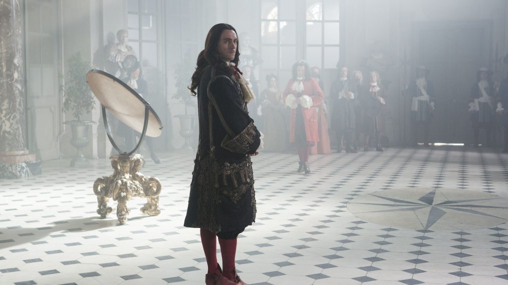 TVGuideMagazine's tweet photo. Watch: an exclusive first look at @ovationtv's #Versailles Season 2 &amp; new drama #TheHalcyon. https://t.co/UbdzsDom4a https://t.co/YV4Xjl9fz7