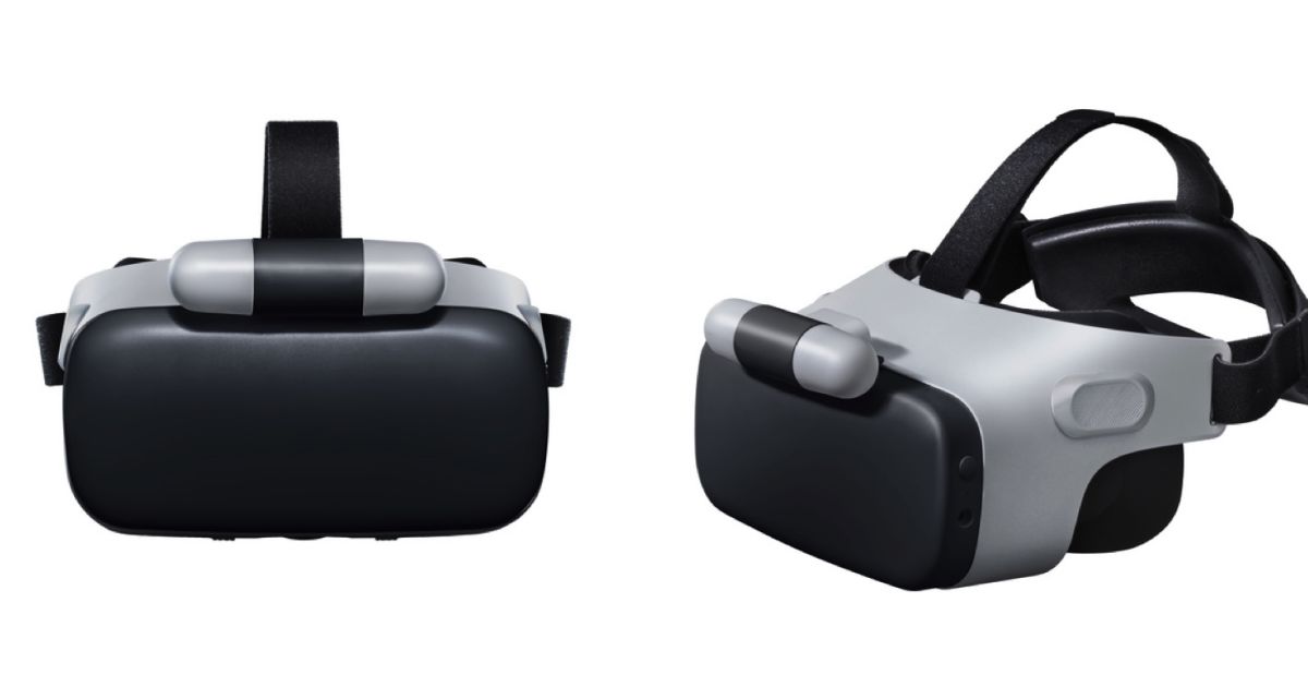 AdcommDigitelHQ's tweet photo. HTC Link promises a high-end VR experience with a smartphone - https://t.co/hhybqi9DF9 https://t.co/VHy1Lwg1Xy