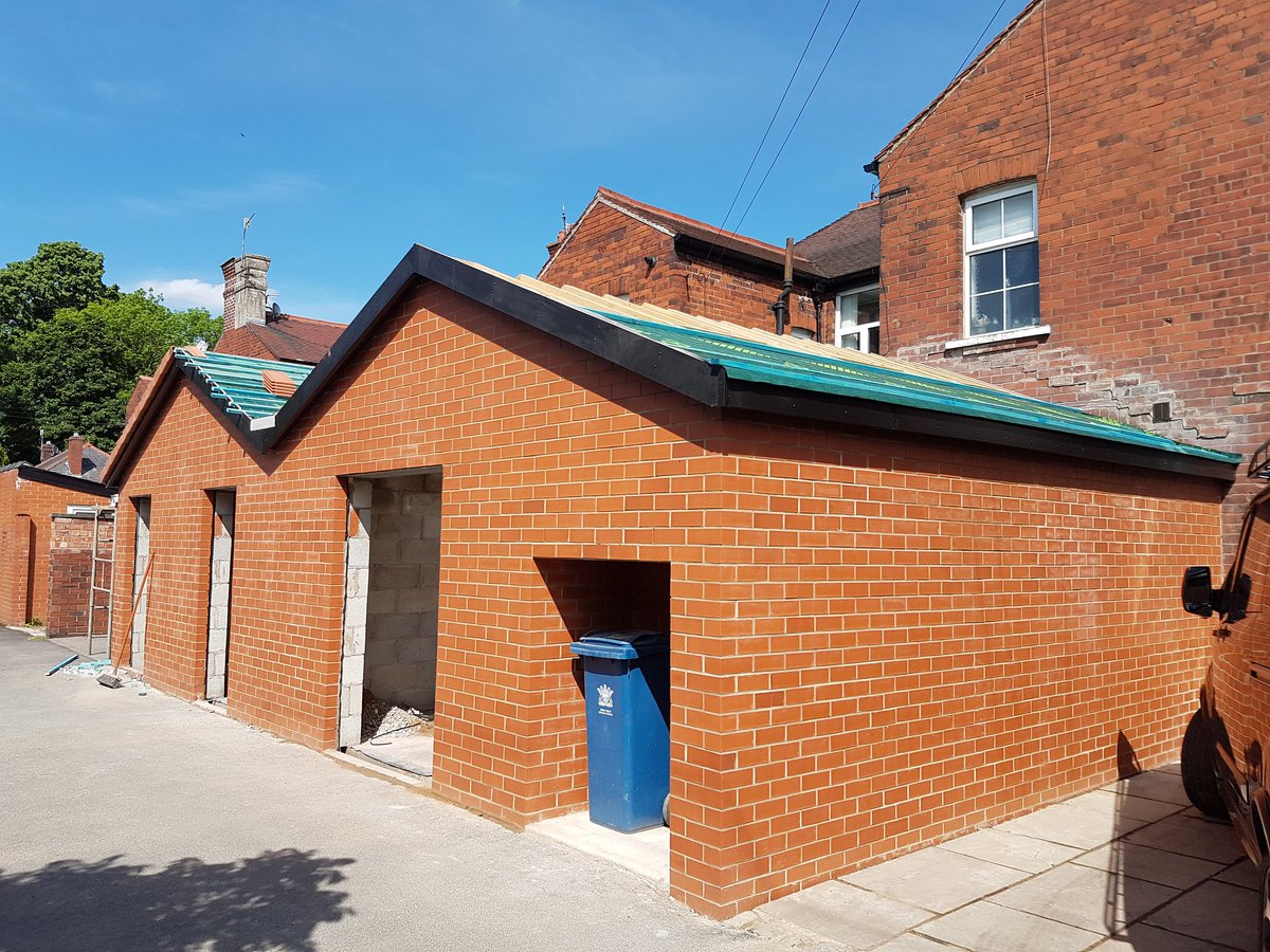 peterhitchenarc's tweet photo. Works in King Street are coming along nicely! #Whalley @RibbleValleyBC #construction #extension #architecture https://t.co/XsQ4TlmtR2