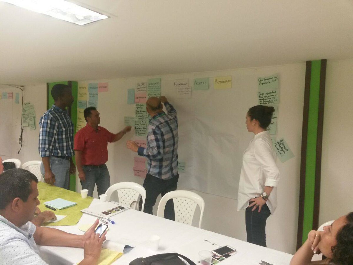 ConfeCaucho tweet media