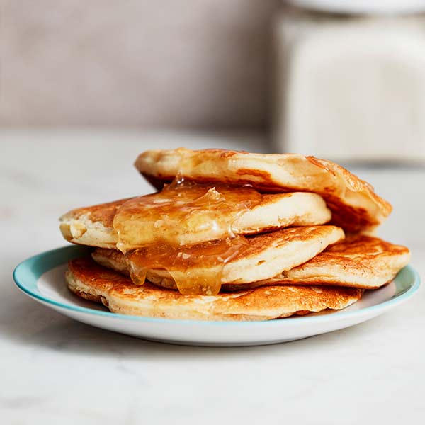 exantedietus's tweet photo. Rise and shine to a #healthy plate of ‘lighter’ #pancakes made with Quark instead of high-fat buttermilk 👌🥞 > https://t.co/5R2gI5WHMw https://t.co/JufAfNbjpu