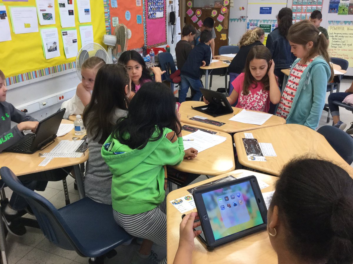 Second graders visit Jackson Avenue