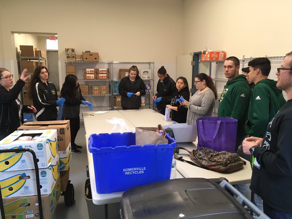 MtKeppel's tweet photo. #WarriorService #MatignonServiceDay #ExpectExcellenc #RCABSchools https://t.co/Dl4qOPIE6a