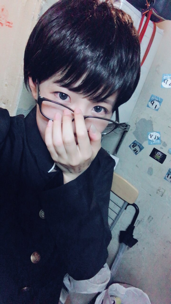 男子中学生 ショタ  / X