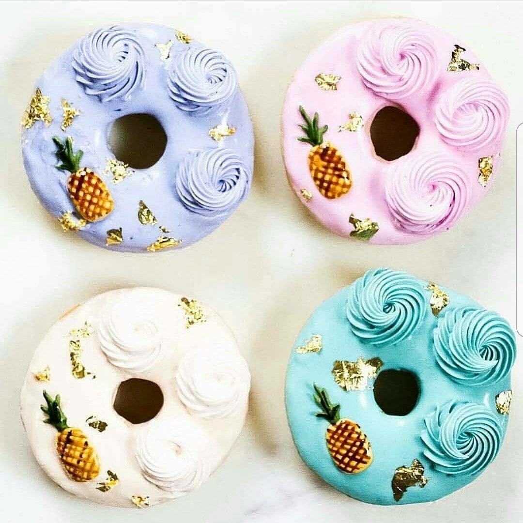 LacQrd's tweet photo. Good morning #LacQrd babes!!! How about some delicious pineapple #donuts ?
#deliciousness #donuttime #donutlover #LacQrdSalonOnDemand https://t.co/rmezVAQ3xz