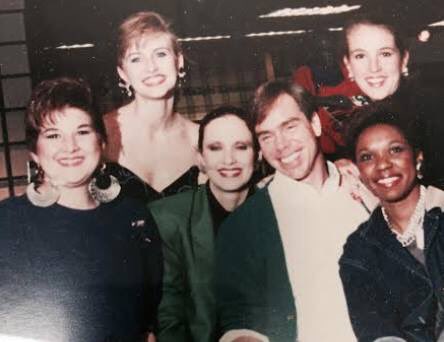 MallOfAmanda's tweet image. On the next Sis &amp;amp; Tell podcast, get fashion tips from the same woman who hung w/ @TommyHilfiger in the 80s: Our Mom Sisandtell.com