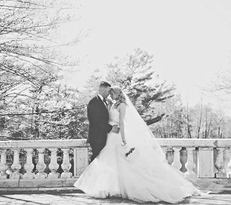 Kenneth_Pool's tweet photo. Love in black and white | "Charlize" by #KennethPool @whitepearphoto @weddingsalonofmanhasset https://t.co/ZlVTndu6YN