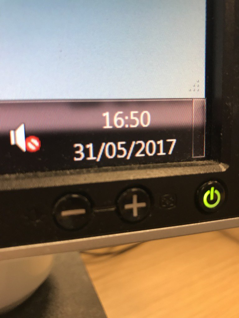GoHalvesOnGames's tweet photo. TEN MINUTES!!! EXPO EXPO EXPO! R
#LastDayInWork #UKGamesExpo https://t.co/pEAZq3dmhe
