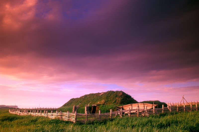 ParksCanada's tweet image. The #ParksContest offers you a chance to #ExploreNL &amp;amp; dive into #Viking history! L'#AnseauxMeadowsNHS #DiscoveryPass ow.ly/95i4308STZQ