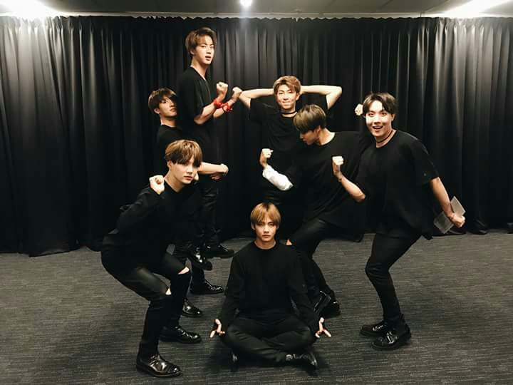 RMCostaRica's tweet photo. Hoy inicia el BTSFESTA #BTSFESTA2017
#BTSWEEK
Estén atentos!
#Monbi https://t.co/3BWjCX6HDD