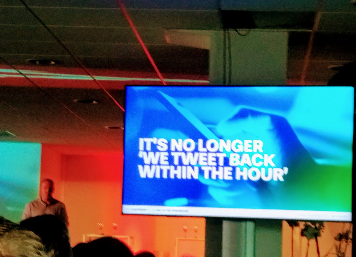 stefan_dc's tweet photo. tonnen inspiratie in 60 min. via @StevenVBe op #ExactEcom17 ... de lokale visboer uit Knesselaere moet maar eens met WeChat samenzitten :-) https://t.co/fdG5FLFXKk