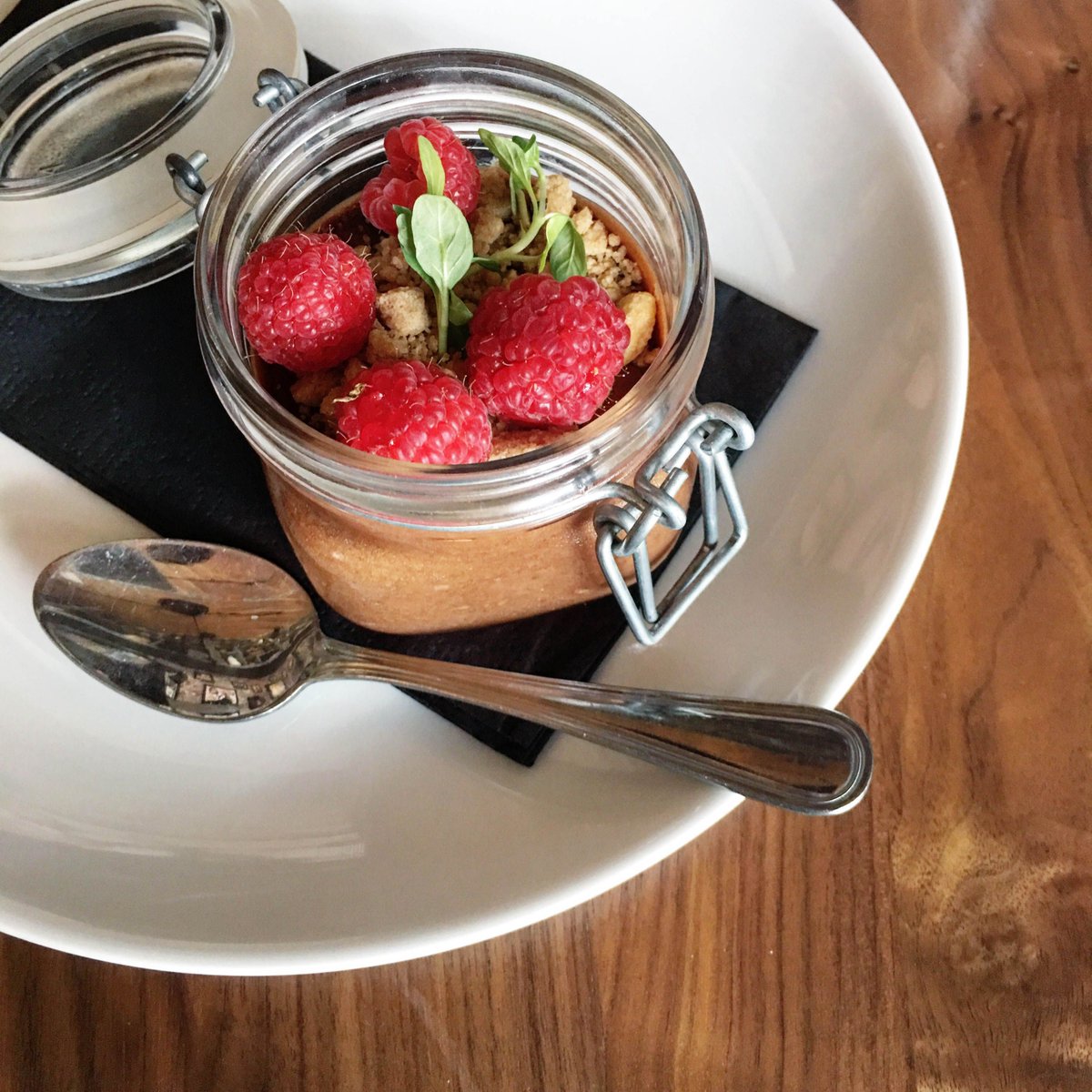 darielacruz's tweet photo. Delicious desserts at @RustWynwood! I tried them recently when I went to #DimeSummit, OMG!! To die for really! https://t.co/SnWlcS0BhF