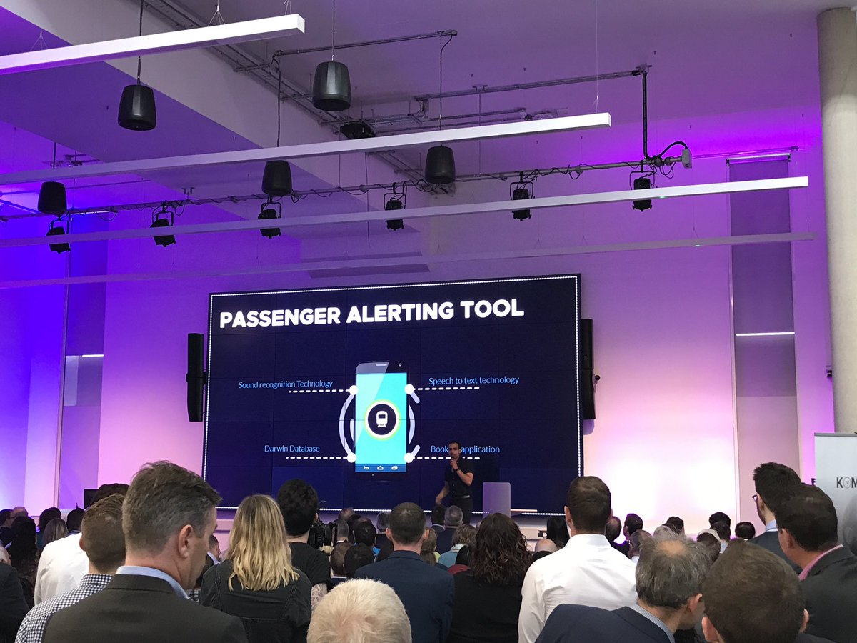 PearlCommspr's tweet photo. @BraciInc gets the ball rolling in the 2nd round of #pitches @LM_Labs #lmlabsdemo day https://t.co/pXrK0F0UL5