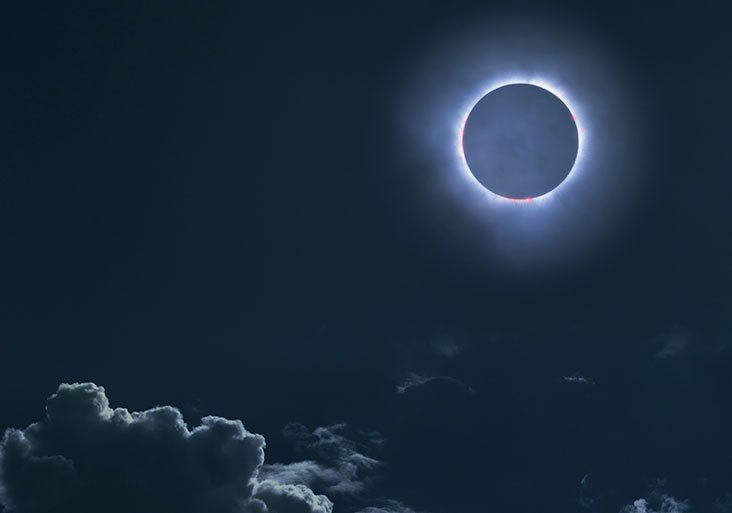 muhealth's tweet photo. The total solar eclipse is coming. Are you ready? Dr. Fraunfelder has a few tips to help you protect your eyes. https://t.co/SHZlGVHklQ https://t.co/BzR32vYoOb