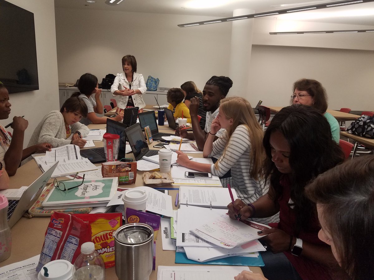 Jendean123Dean's tweet photo. Third grade Clarkdale teachers, along with Art Teacher Beth Morris and literacy coach Ellen Auchenpaugh planning https://t.co/IqY7GKYQdr