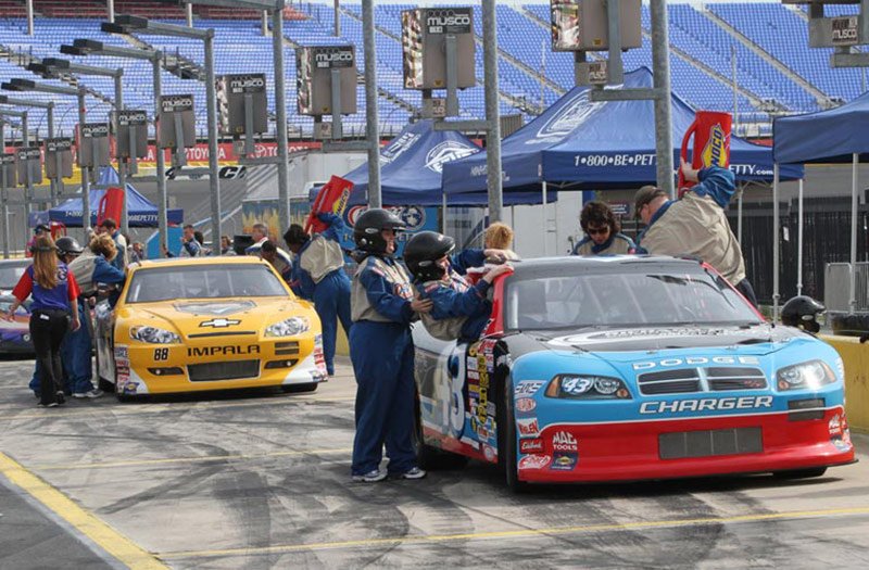The perfect 3 day weekend is just a click away. Fri-Sun! Come see us at @DISupdate, <a href="/LVMotorSpeedway/">Las Vegas Motor Speedway</a> or <a href="/MISpeedway/">Michigan International Speedway</a>!
drivepetty.com