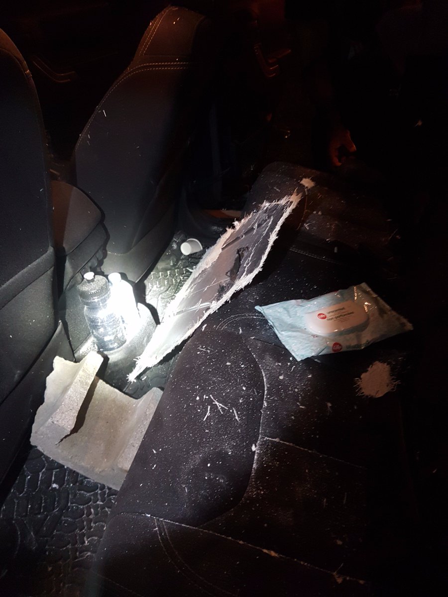 OPP_HSD's tweet image. Looking for witnesses who saw a man throwing cement off of Yonge St/Warden Ave/ Progress Ave onto Hwy 401. This is deadly and needs to stop!