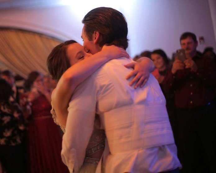 VacekKatie's tweet photo. I wanted to dance... so I did. This is truly a memory I will cherish forever. https://t.co/pt1wUUTCWQ