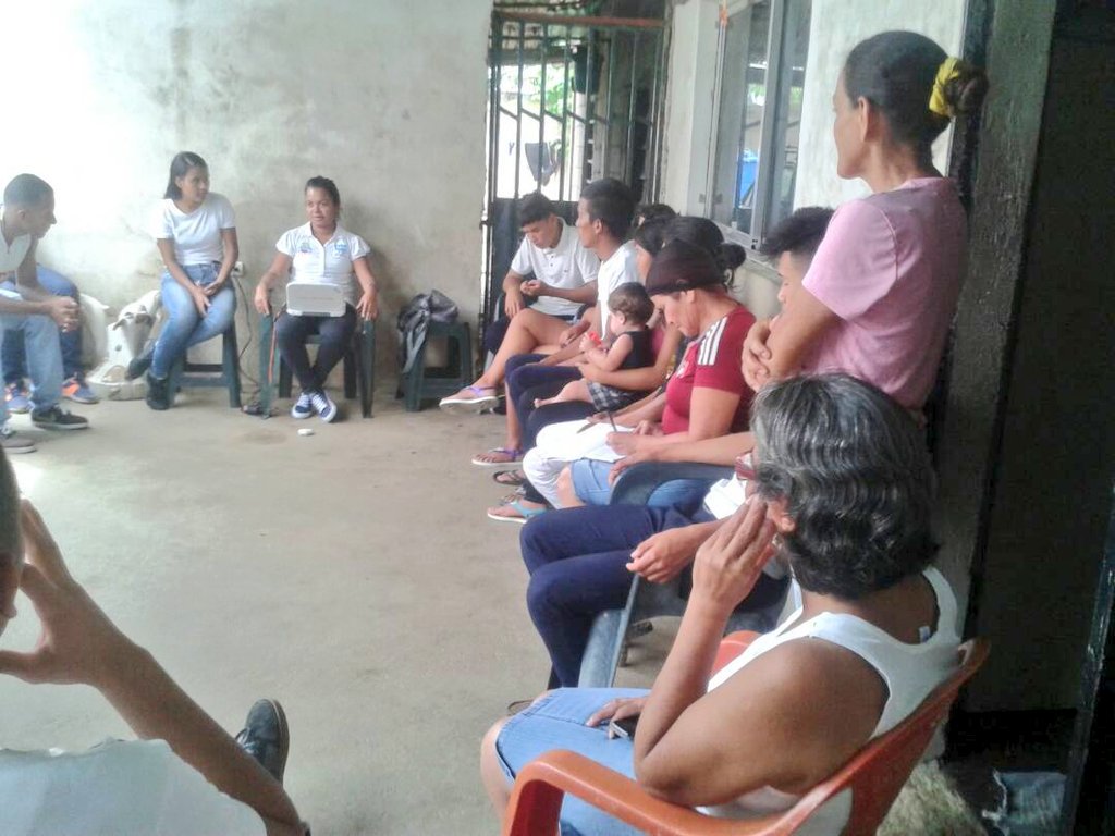 DPDYaracuy_'s tweet photo. @DPDYaracuy_  Dirige conversatorio de Ley orgánica de droga a UBCH Jesus Millan del municipio Peña #MiercolesDePoderPopular https://t.co/VSVM0MP4dv