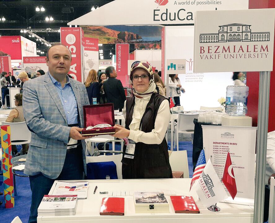 Bandırma On Yedi Eylül Üniversitesi Rektörü Prof. Dr. Süleyman Özdemir standımızı ziyaret ettiler!