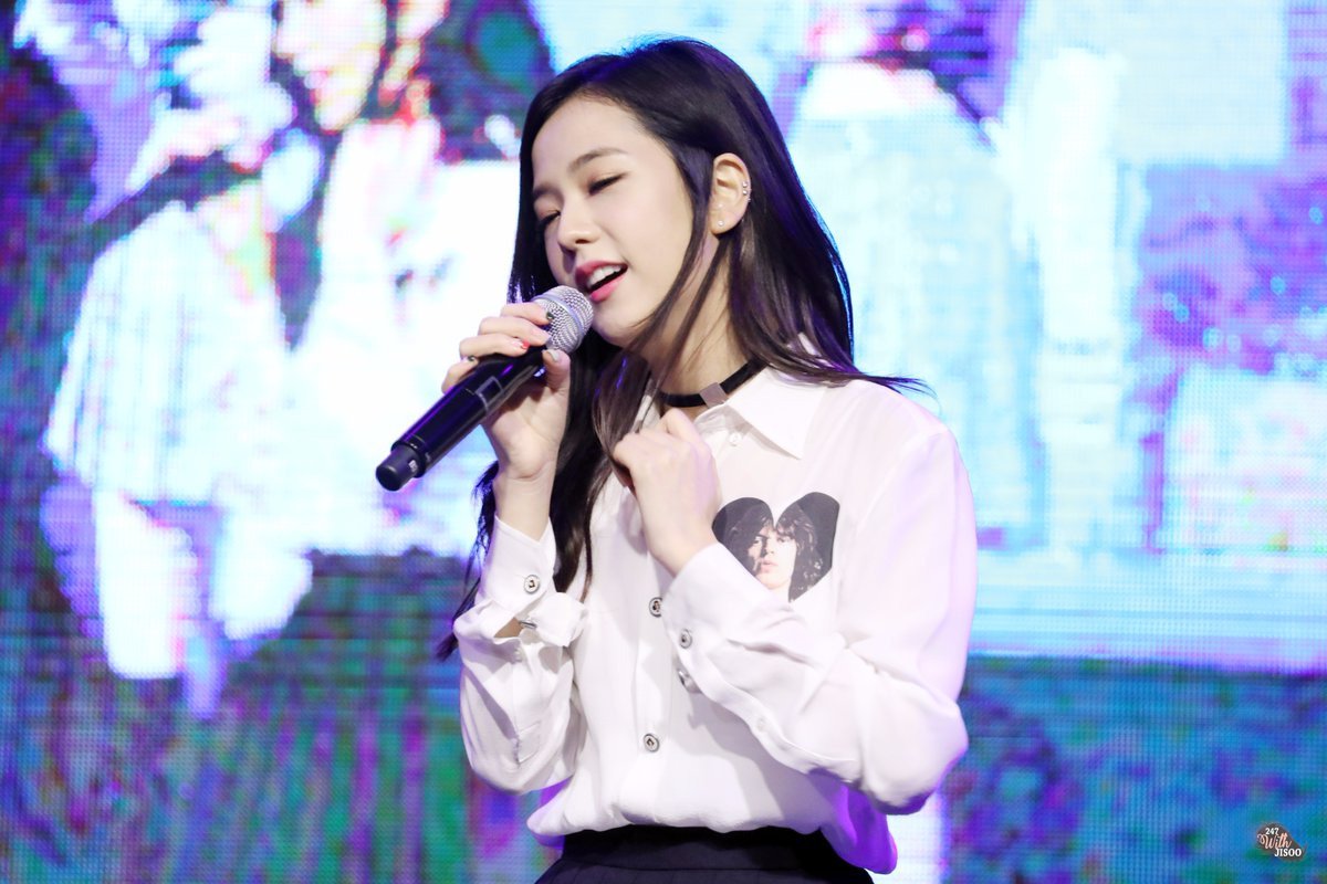 BlackpinkOff's tweet photo. Jisoo 😻😻
#Blackpink #Jisoo #KimJisoo #Jichu #BLINKs https://t.co/2wtIpnuqYm