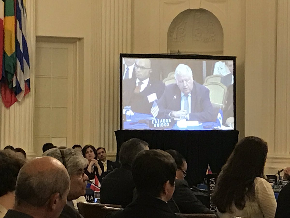 liesjeklomp's tweet photo. Discussion on situation in Venezuela:many OAS ministers FA are asking VEN government to reconsider decision to leave OAS &amp; call for dialogue https://t.co/y2AwHaKuxD
