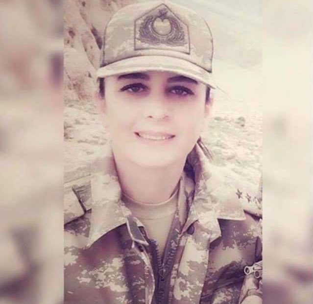 Bu ülke de bir stil programındaki kızlar kadar konuşulmayacaksın belki ama Allah senden razı olsun Songül komutan. Bu millet sana minnettar