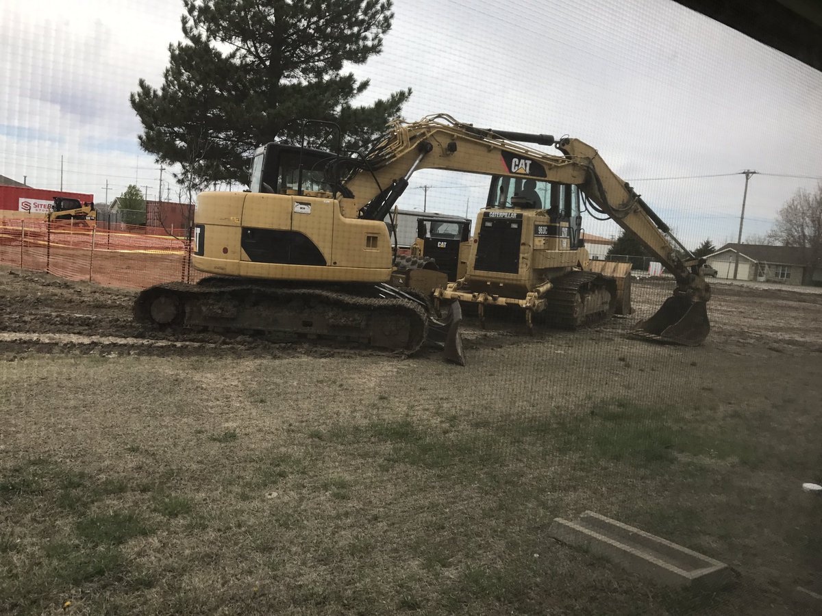 SMKamphaus's tweet photo. When construction on the new gym began. https://t.co/1yudMXWlRw