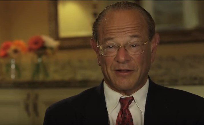 VIDEO: Arts en klokkenluider, Dr. Mark Geier, vertelt waarheid over griepprik -  healthwatch.eu/arts-dr-mark-g…