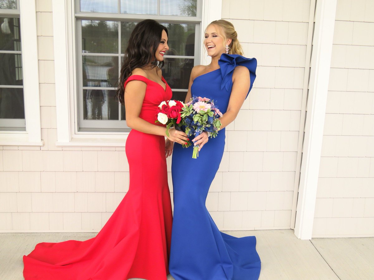 mdejulia4's tweet photo. Happy birthday katifer @K_Gus22 💘💘 #sostate https://t.co/2aN9UYSexO