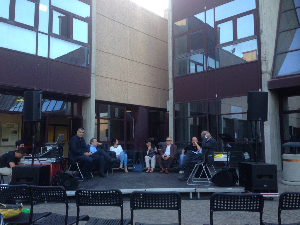 Helga Pinna tweet media