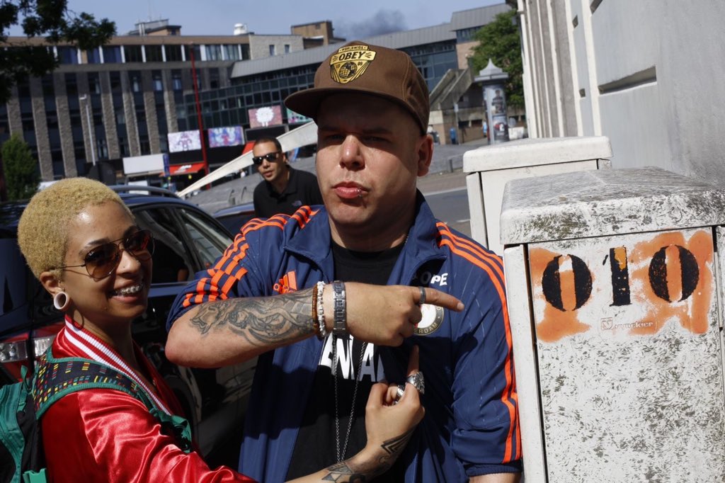 uncle_san84's tweet photo. #Roadtrip #Belgium #StreetsOfCharleroi #PrimeTimeInThaBack #LatiyahArtista #UncleSan #MaufProd @Latiyah_Artista https://t.co/CKO0QOEdh6