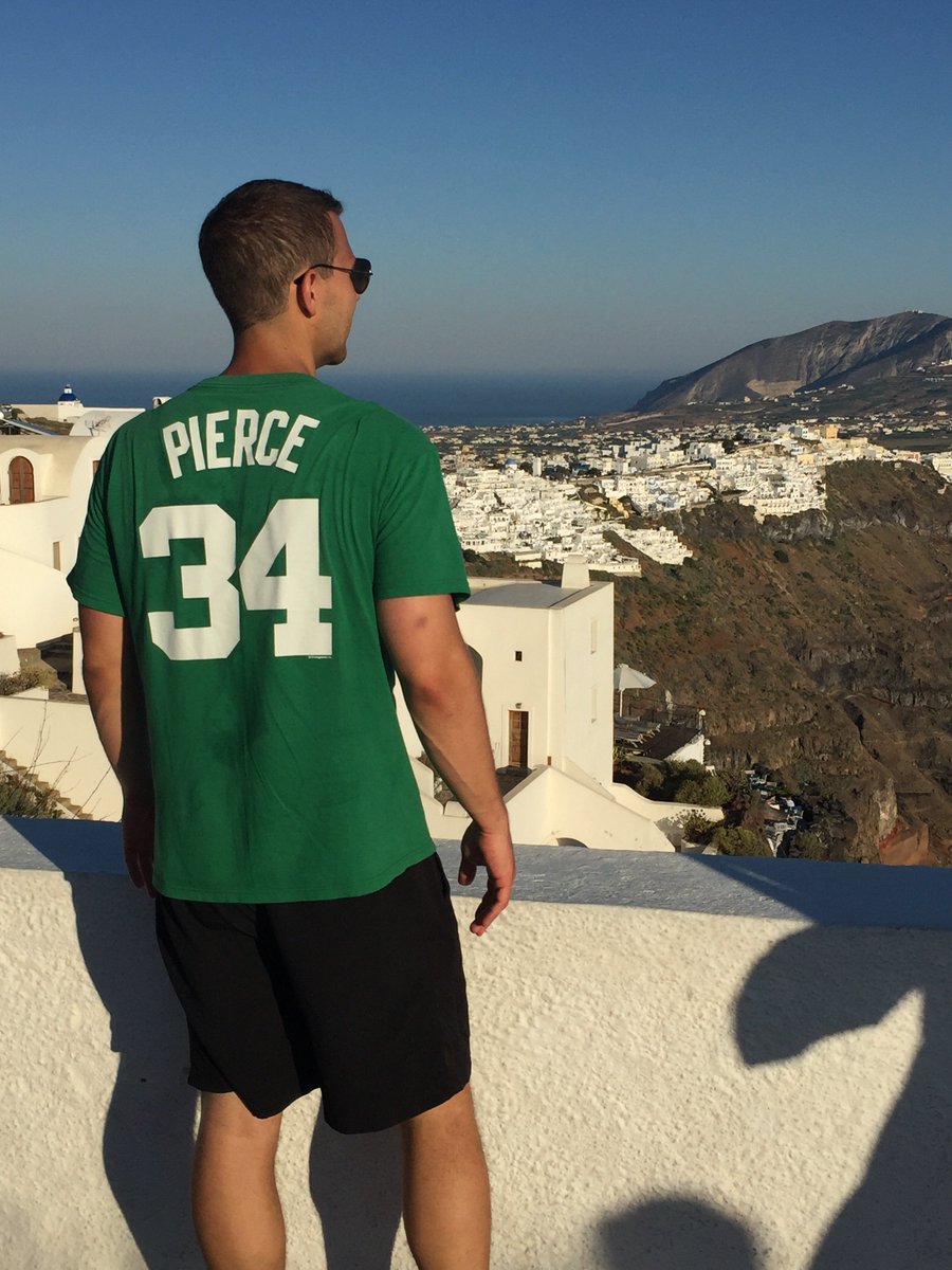 drewmav's tweet photo. @paulpierce34 from Santorini Greece! #TheTruth #Celtics #Chillset #NBAAnimals https://t.co/Z8lA1rZEv3