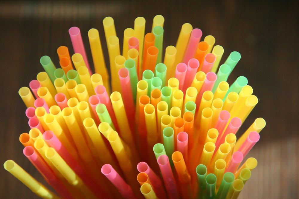 Greenpeace's tweet photo. This US city just banned #plastic straws! Will others follow? 
https://t.co/BEfHSGNtlz https://t.co/cx042PZaVL