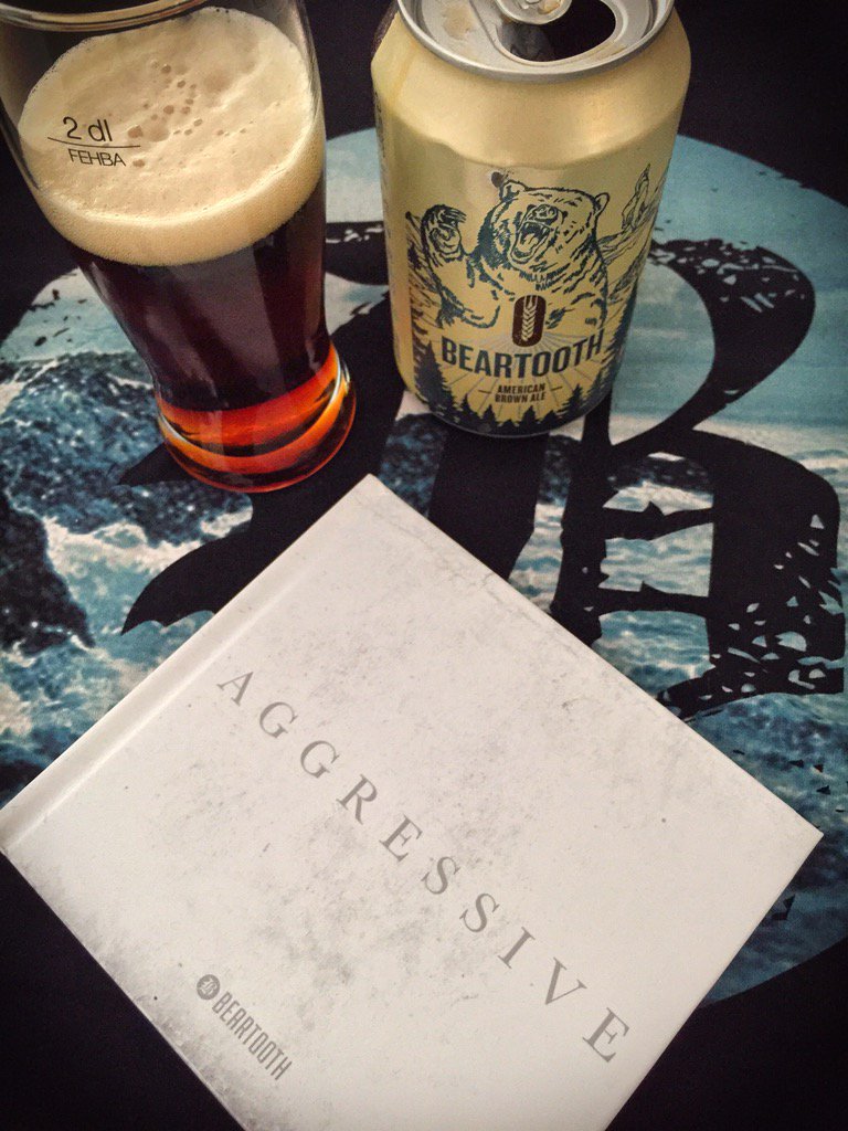 Matteo78's tweet photo. @CalebShomo @BEARTOOTHband Celebrating the Aggressive DVD with a perfect drink! 😊 #beartooth #listentoit #drinkit https://t.co/psHCIiUKHe