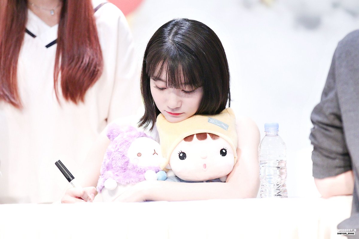 dailyubin's tweet photo. 170528 ♡ https://t.co/VcKN8WzkB8