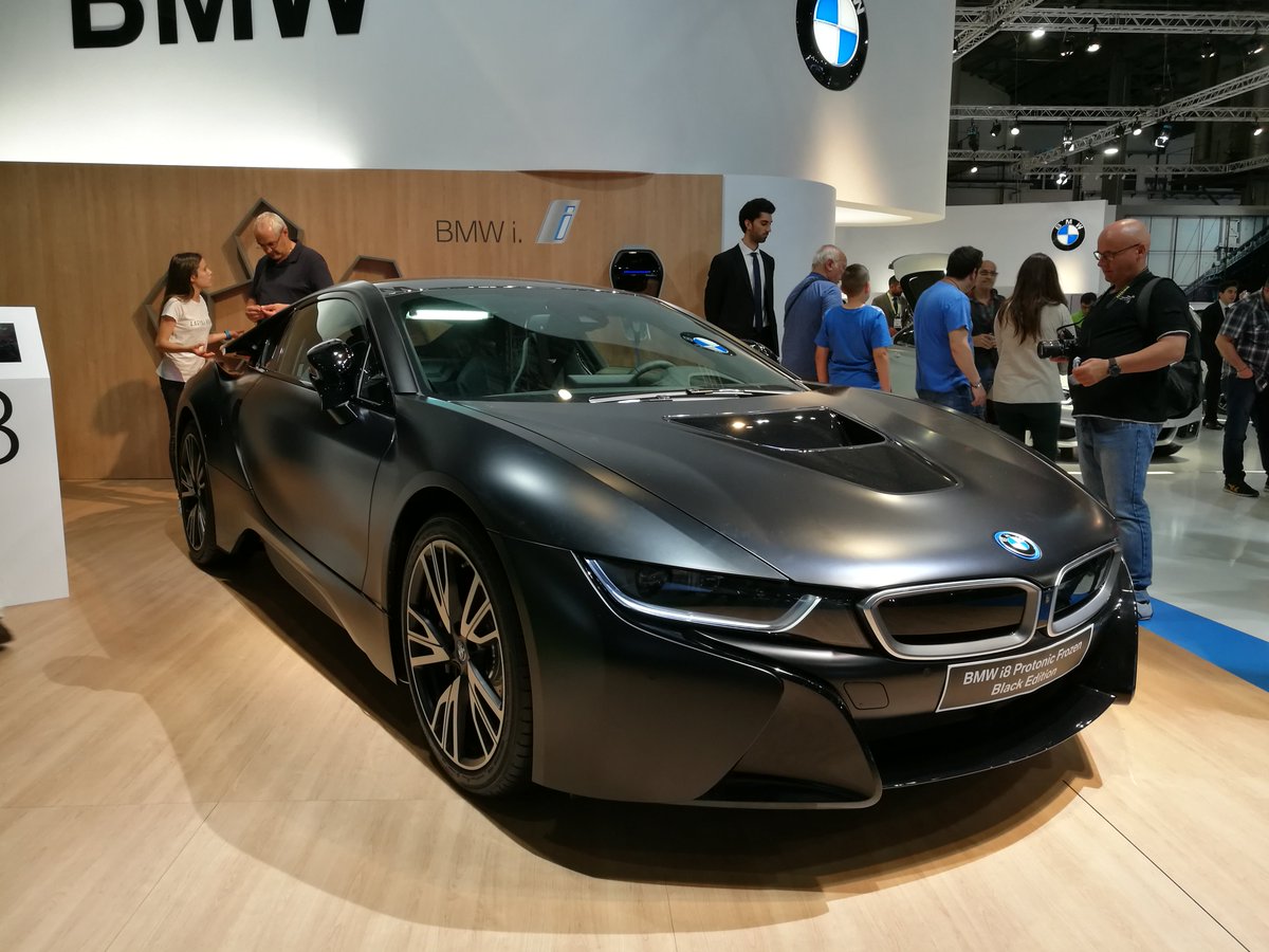 Mofler_com's tweet photo. Nuestra visita al @automobilebcn en vídeo! Esperamos que os guste! :)
https://t.co/UaSckY2EHZ #Mofler #redsocial #motor #automobilebarcelona https://t.co/L52Gdsb270