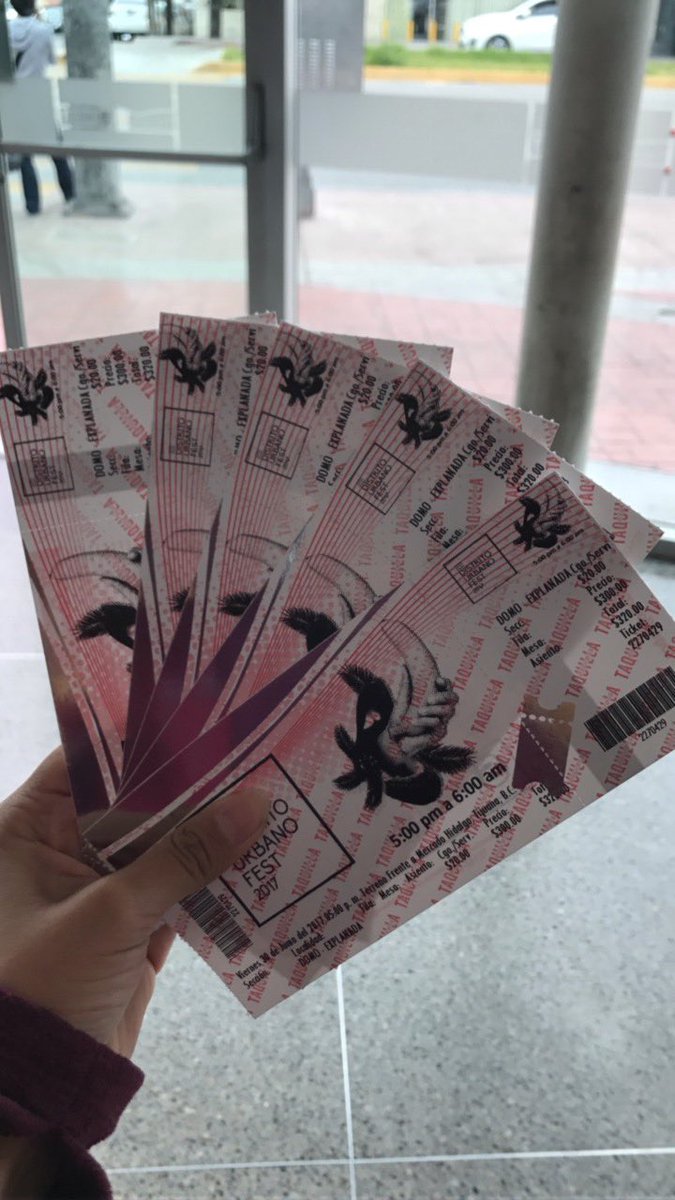 Yohonara's tweet photo. Estoy muy feliz!!! Junio 30 llega yaaa @motelmx @BillyMendrix @rodrigodav #Tijuana #DistritoUrbanoFest #Adiósquincena 🤘🏼🤘🏼🤘🏼🤘🏼 https://t.co/3I9pmFTojO