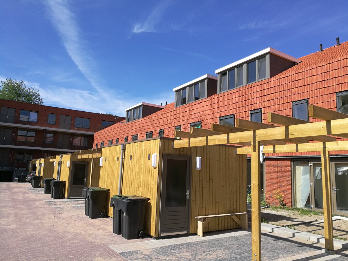 Laatste week van #afleveringen <a href="/Spieghelbuurt/">Spieghelbuurt</a>. Het zijn fraaie woningen en appartementen geworden. <a href="/VanWijnenGroep/">Van Wijnen</a>  Heerhugowaard. #trots