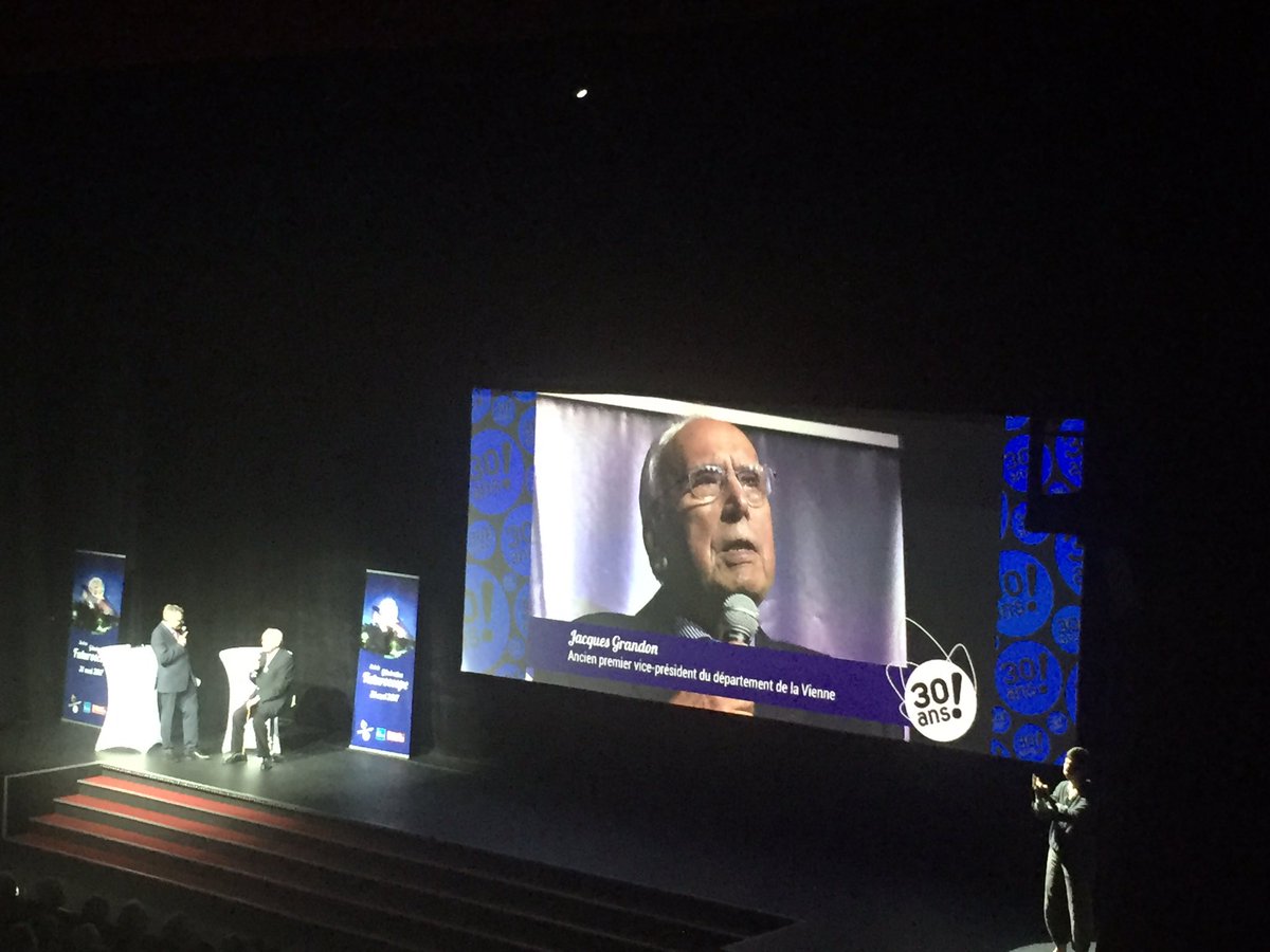 JeromeNeveux's tweet image. Soirée d&apos;exception pour le 30e anniversaire du @futuroscope Hommage au fondateur Rene Monory. L&apos;imagination au pouvoir.