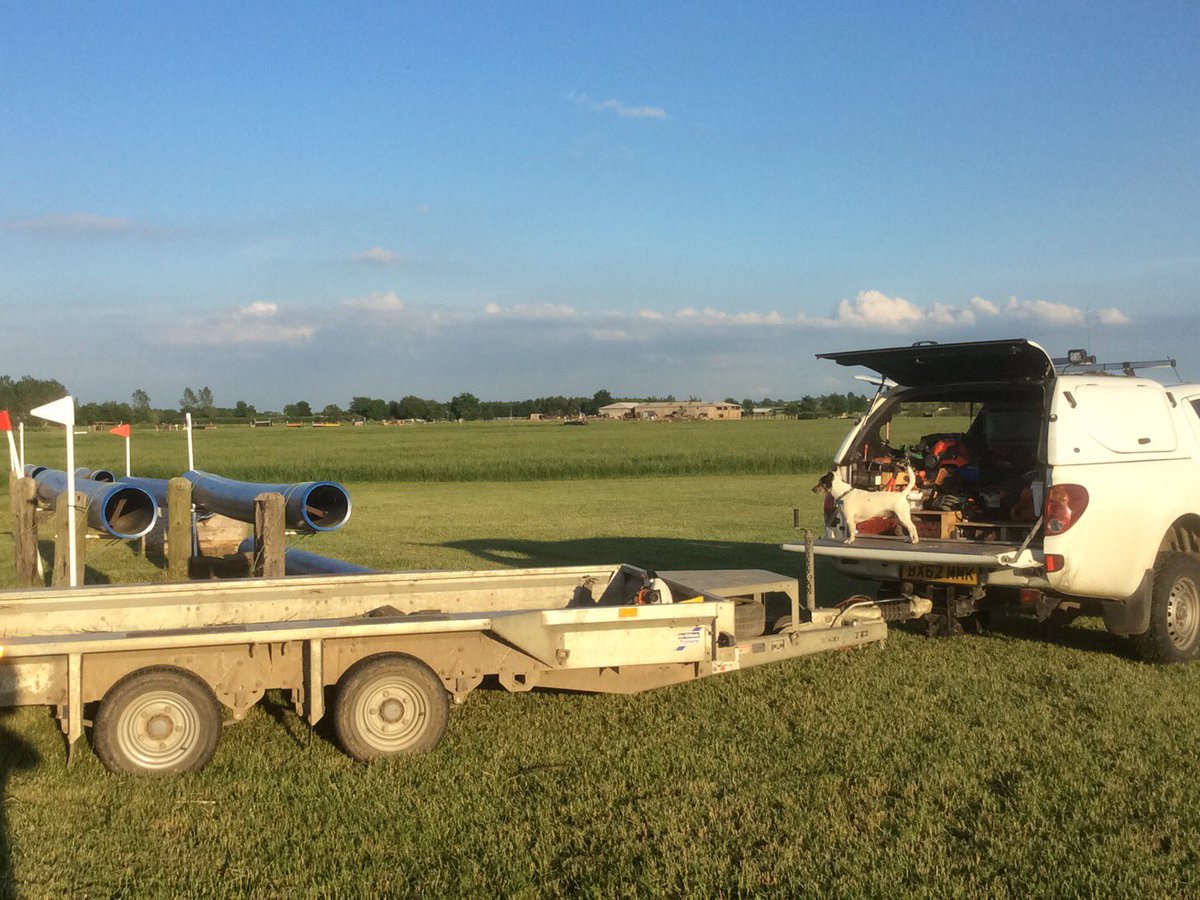 willseely's tweet photo. Finishing touches underway at little downham #xcbuilding @TreehouseHorse @Lt_Downham_Int https://t.co/UQbNIcj1sK