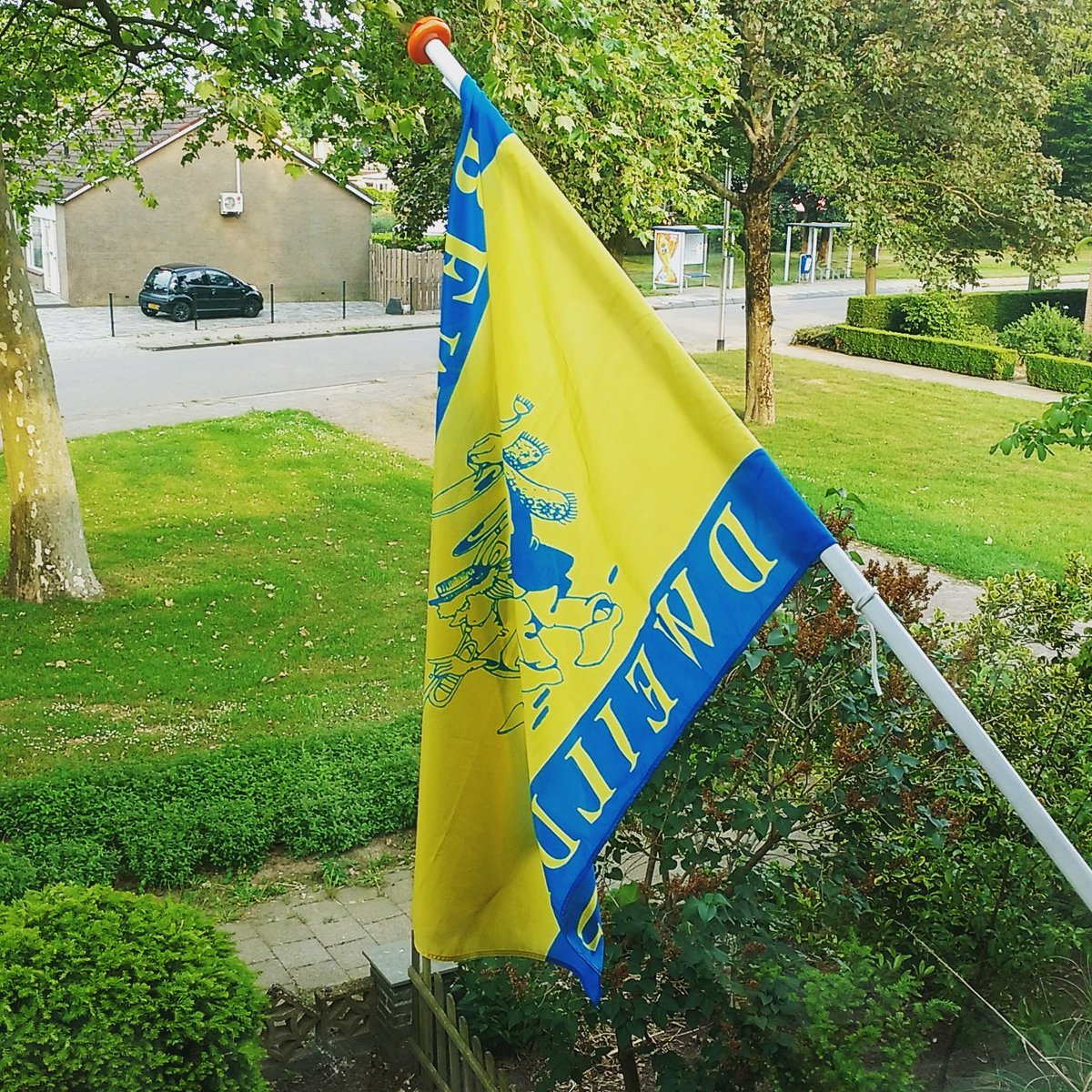 dweildagbemmel's tweet photo. Nog maar 11 dagen tot #bdd17! #dweilen #bemmel #dweildag https://t.co/g5mXZKSwmW