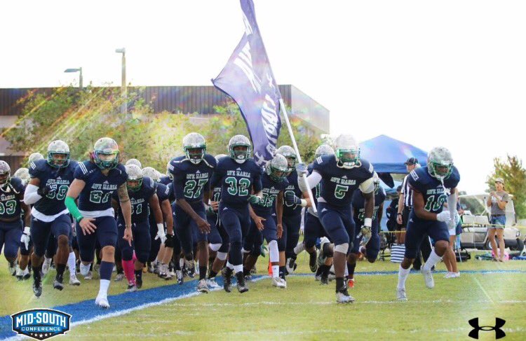 zachwest07's tweet photo. Honored to receive my first offer from Ave Maria #Avecal18er https://t.co/o5QFz4FQbW