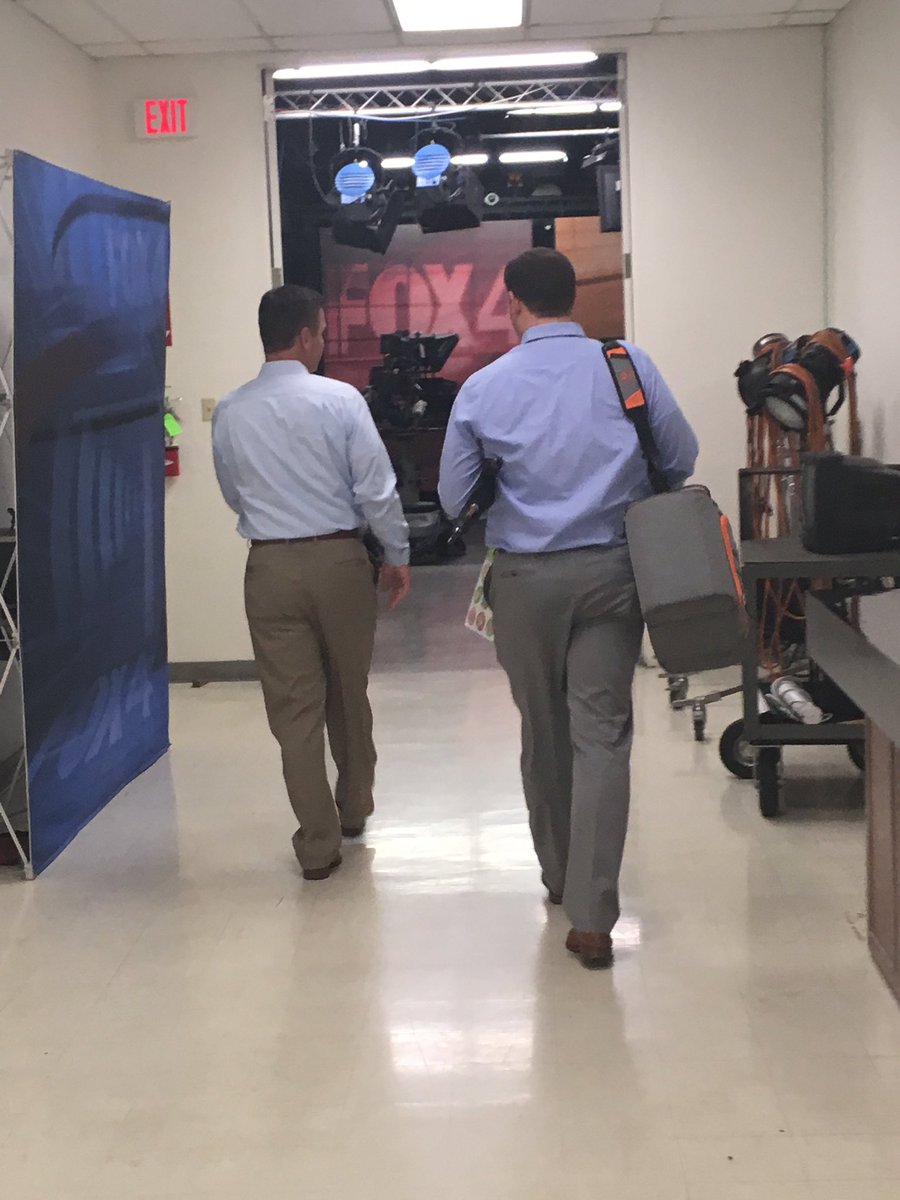 Fox4Can2's tweet photo. The @FOX4 uniform by @SteveNoviello and @steveeagar #Twinsies #SteveSquared https://t.co/kDsOngcUnl