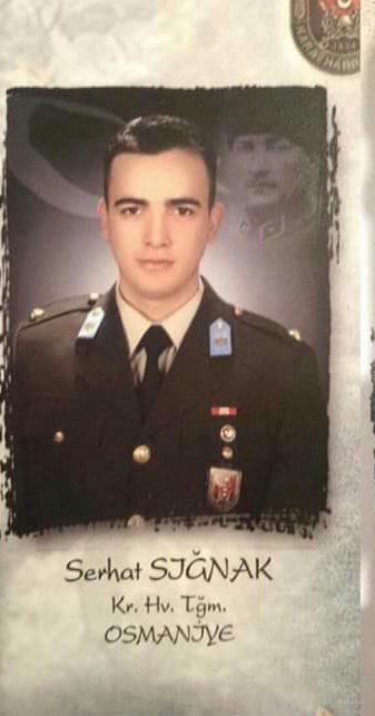 simgsimge's tweet photo. Kuzenim Serhat SIĞNAK'a ve tüm şehitlerimize Allah rahmet eylesin,mekanları cennet olsun,milletimizin başı sağolsun. https://t.co/9pXUTtz7Qc